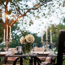 outdoor-restaurant-prepared-desk-waiting-for-food--6REQBNE